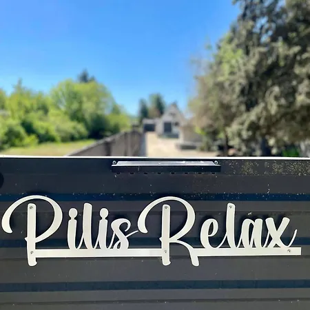 Pilisrelax-stilusos Vendeghaz بيت للعطل *