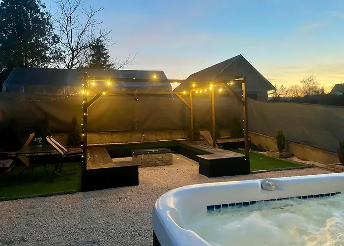 Semesterbostad Pilisrelax-stilusos Vendeghaz Pilismarot